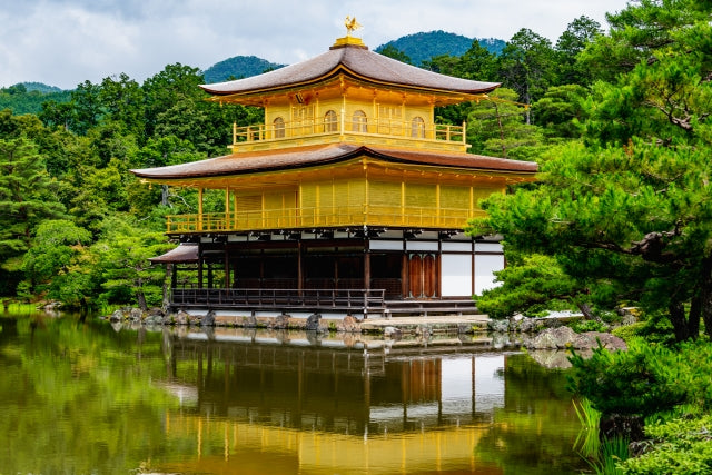 Eight Famous Buildings in Japan