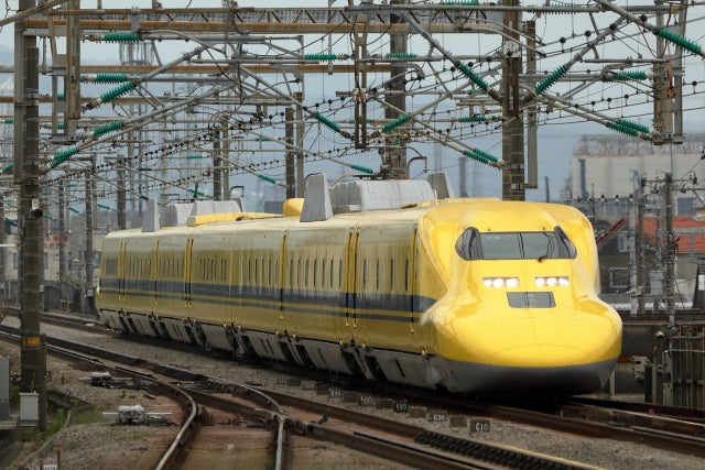 Doctor Train Dr. Yellow: The Beloved Shinkansen Keeping Japan’s Railways Safe ...
