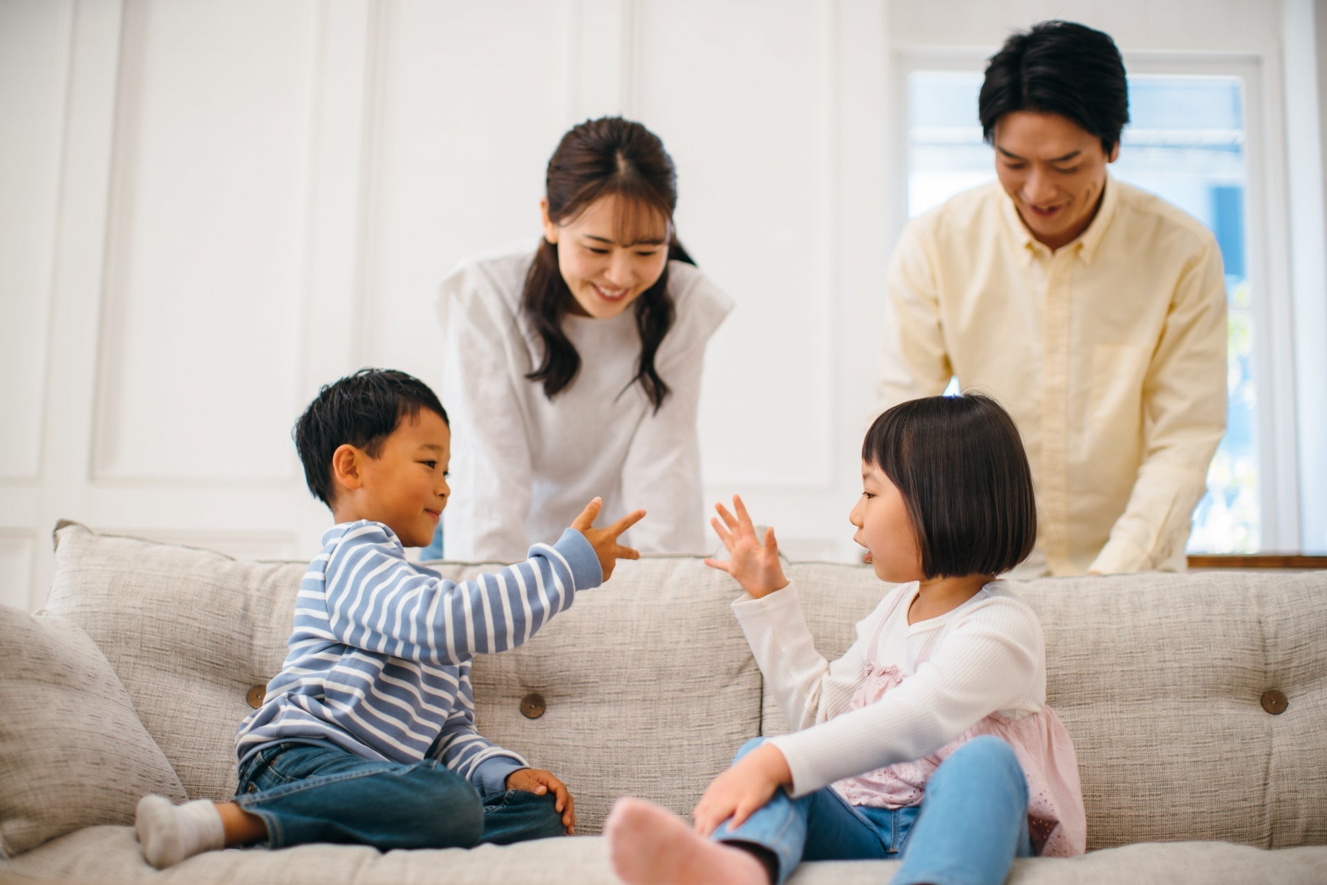 Janken, the Japanese version of "rock paper scissors" has been settling scores for decades. Learn more about the differences across cultures!