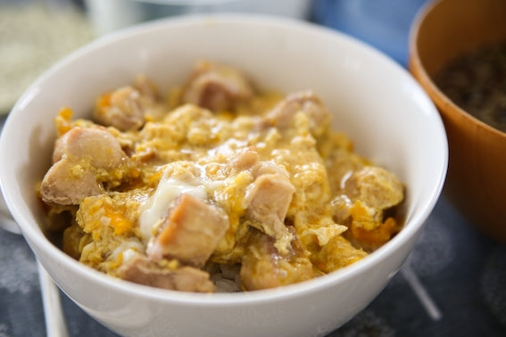 RECIPE: Oyakodon (Chicken and Egg Rice Bowl)