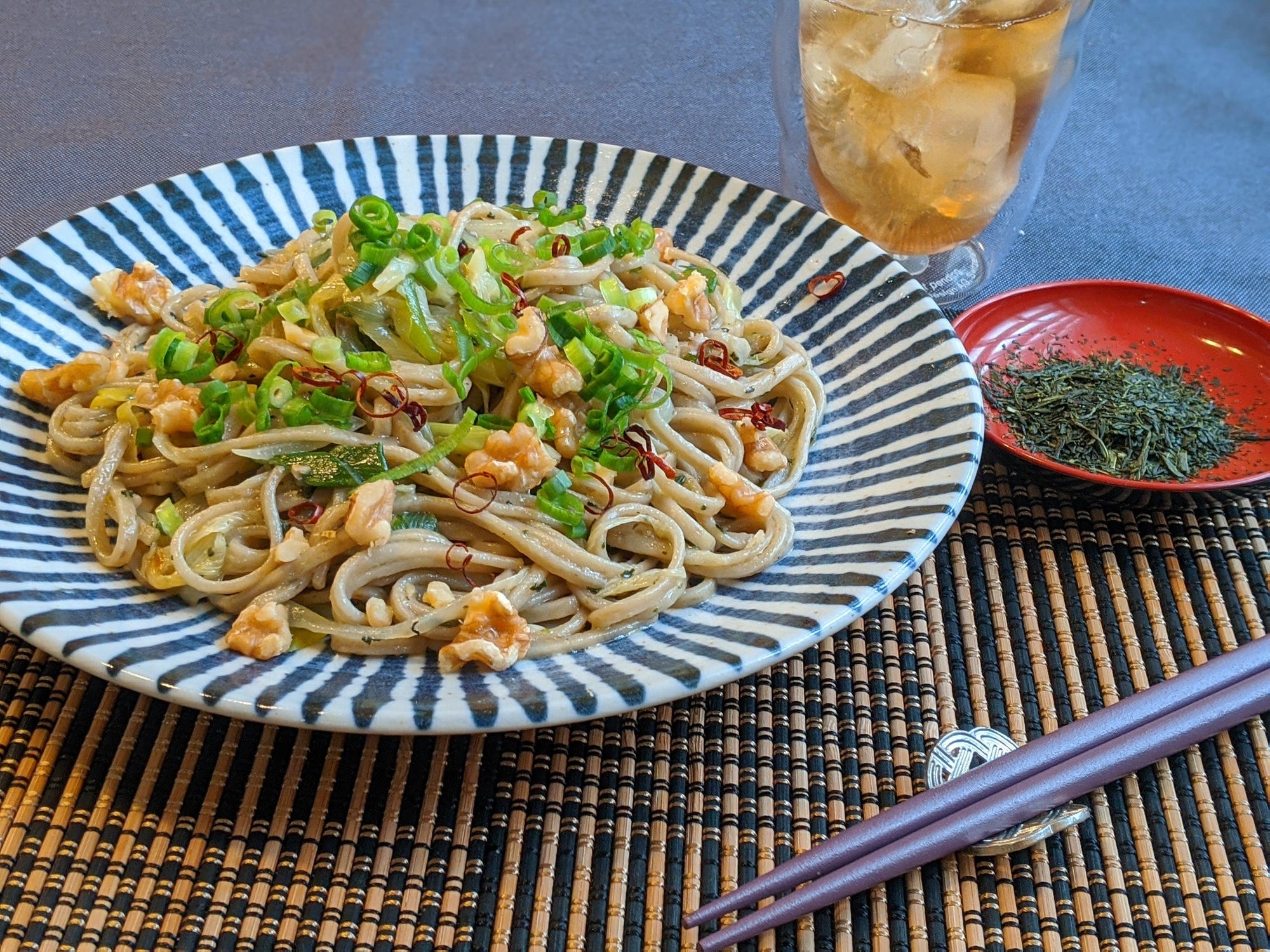 RECIPE: Vegan Yaki Udon with Green Tea Leaves - Kokoro Care Packages