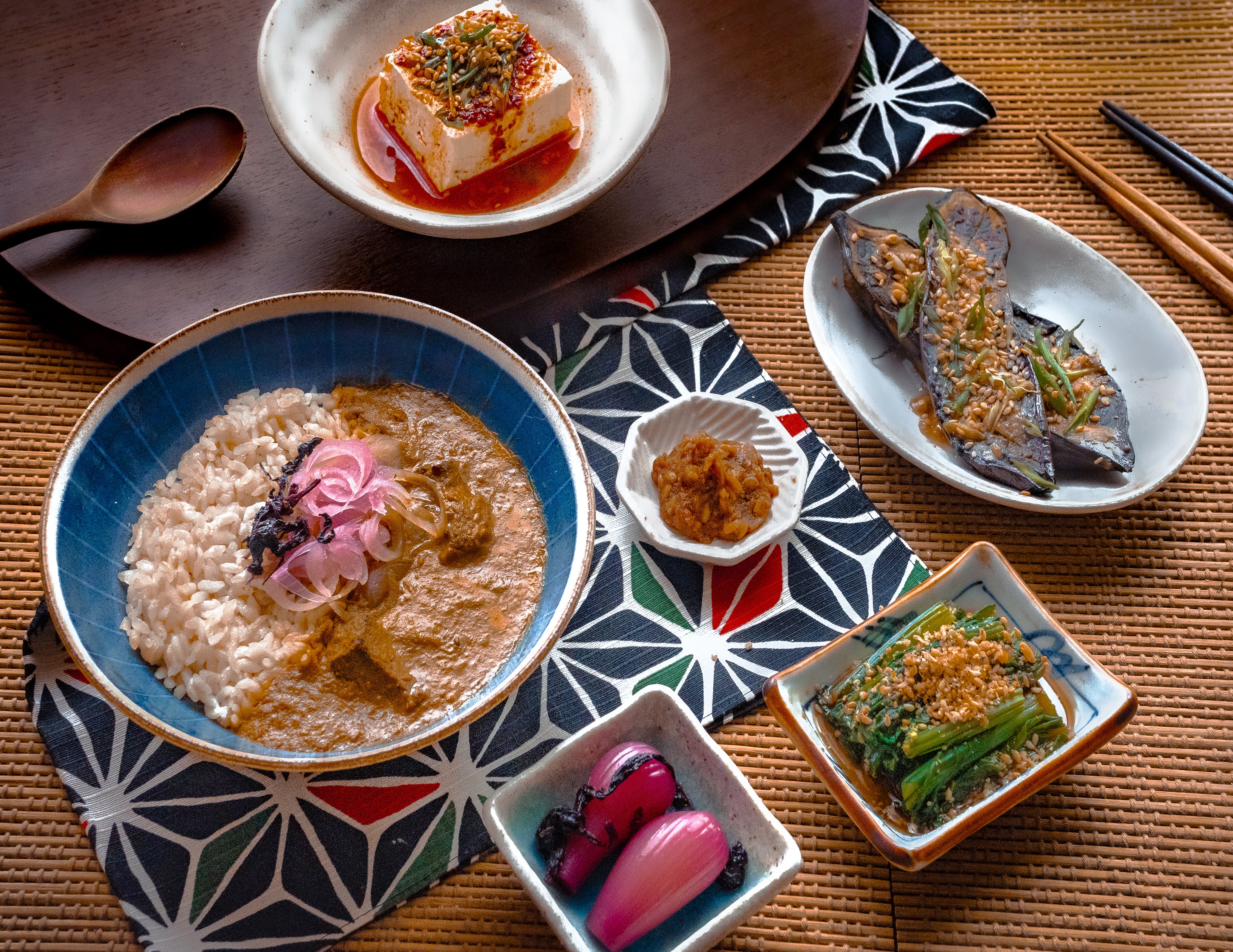 Selection of vegan, artisanal, all-natural Japanese products made by local farmers and producers. 