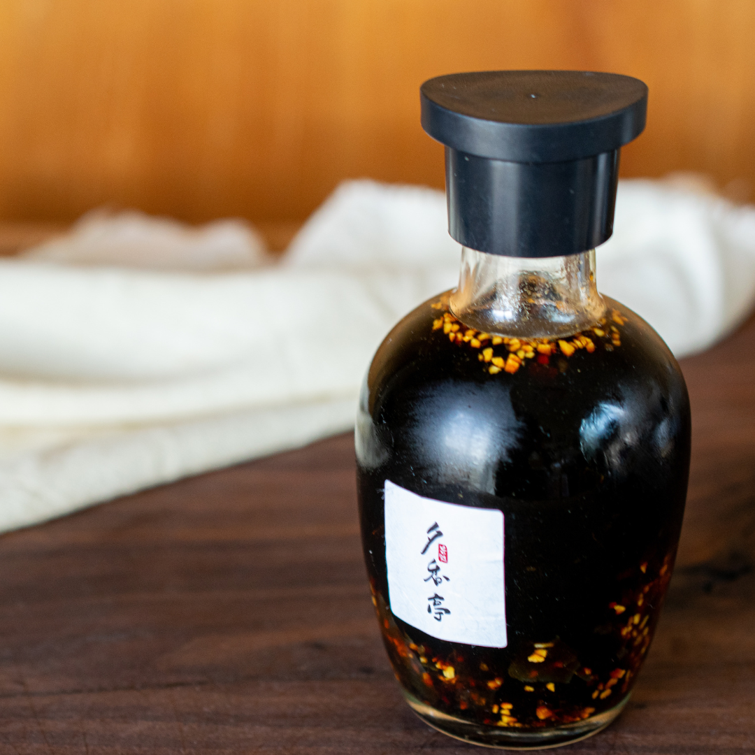 Garlic Soy Sauce Kit (Bottle + Seasonings)