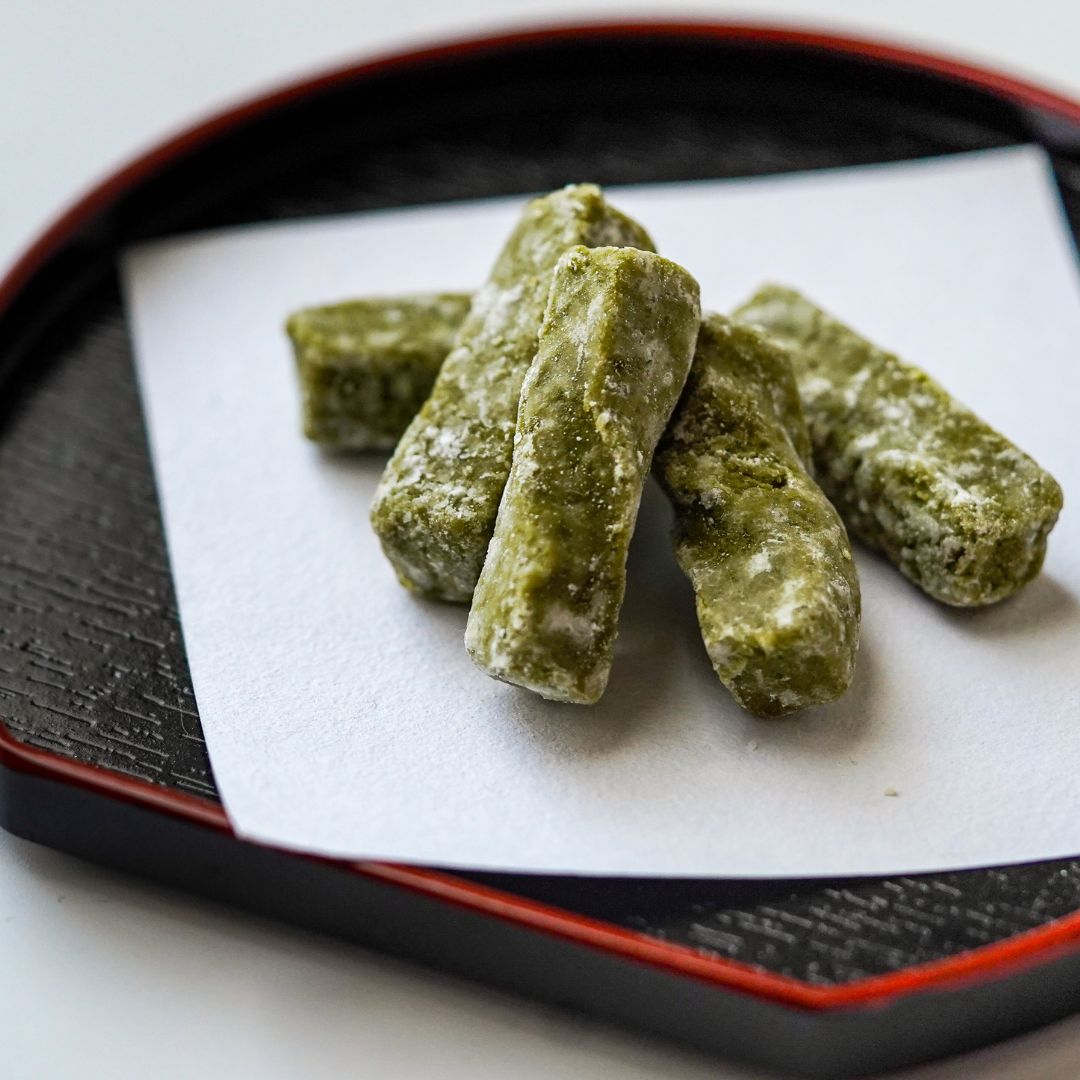 Handmade Green Tea and Kinako (Roasted Soybean Powder) Nejiri (Soft Twisted Sweets)