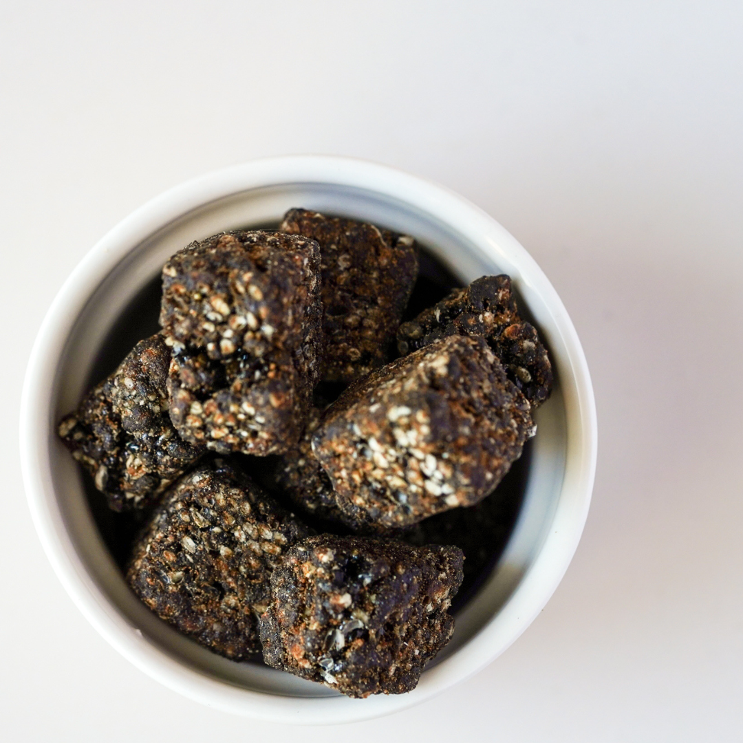 Kokuto (Okinawa Black Sugar) & Coffee Black Sesame Crunch
