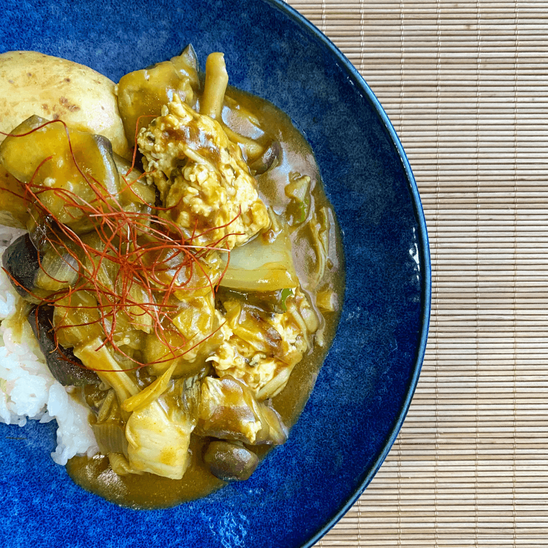 JAPANESE CURRY ROUX FEATURING APPLES FROM AOMORI PREFECTURE (風丸農場のカレー・ルウ 約7皿分)
