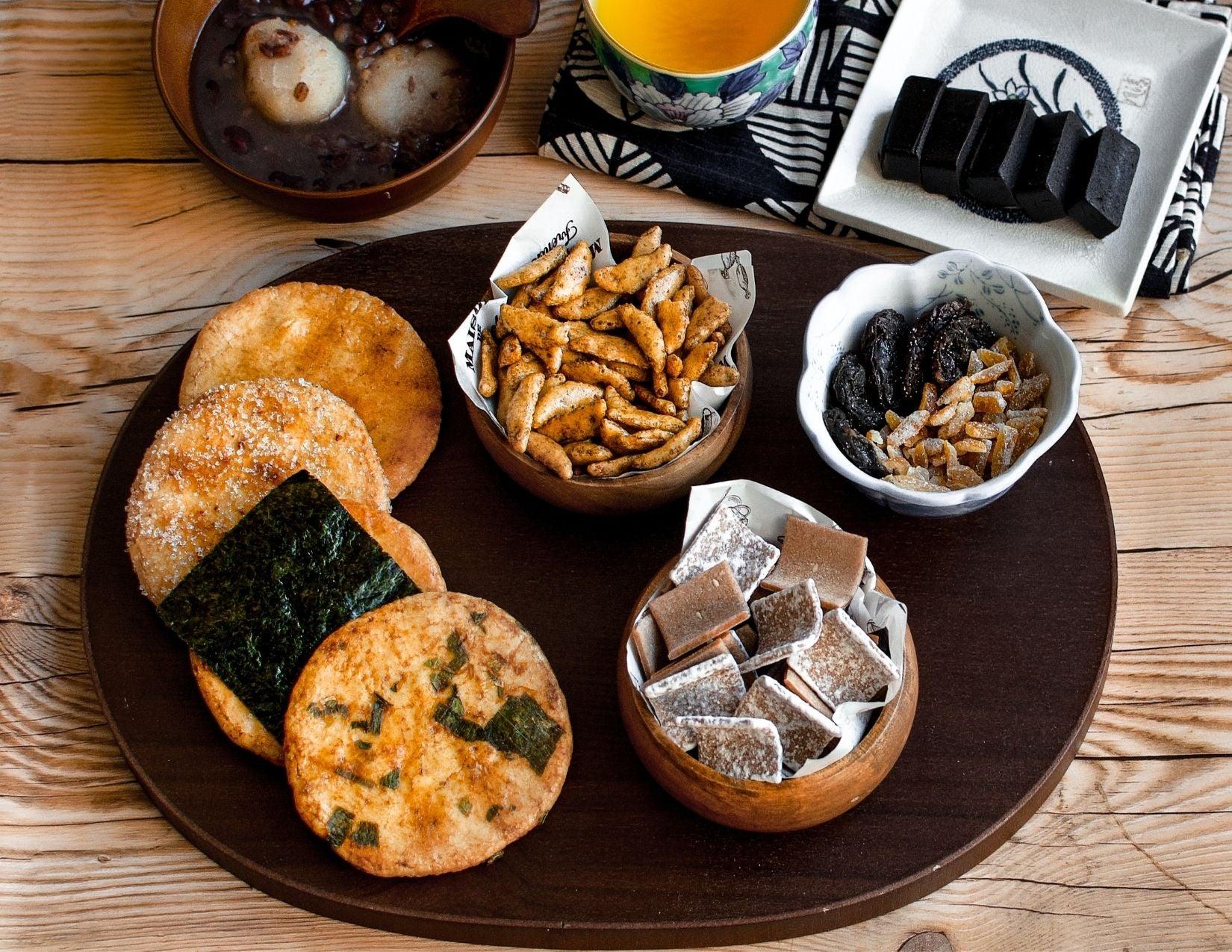 Japanese Snacks & Sweets: “Raku” Package – Kokoro Care